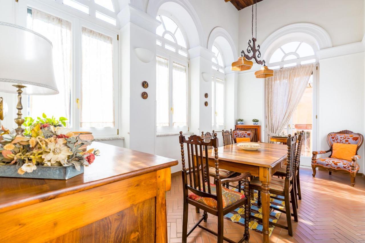Residenza Capano Charming House By Napoliapartments Экстерьер фото